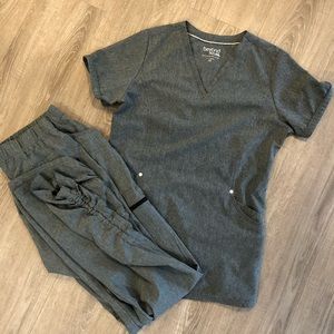 Women’s Beyond Scrubs Athletic